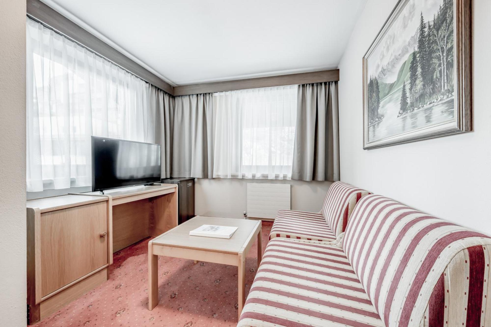 Hotel Sportiv By Vaya โอเบอร์กัวร์เกิล ภายนอก รูปภาพ
